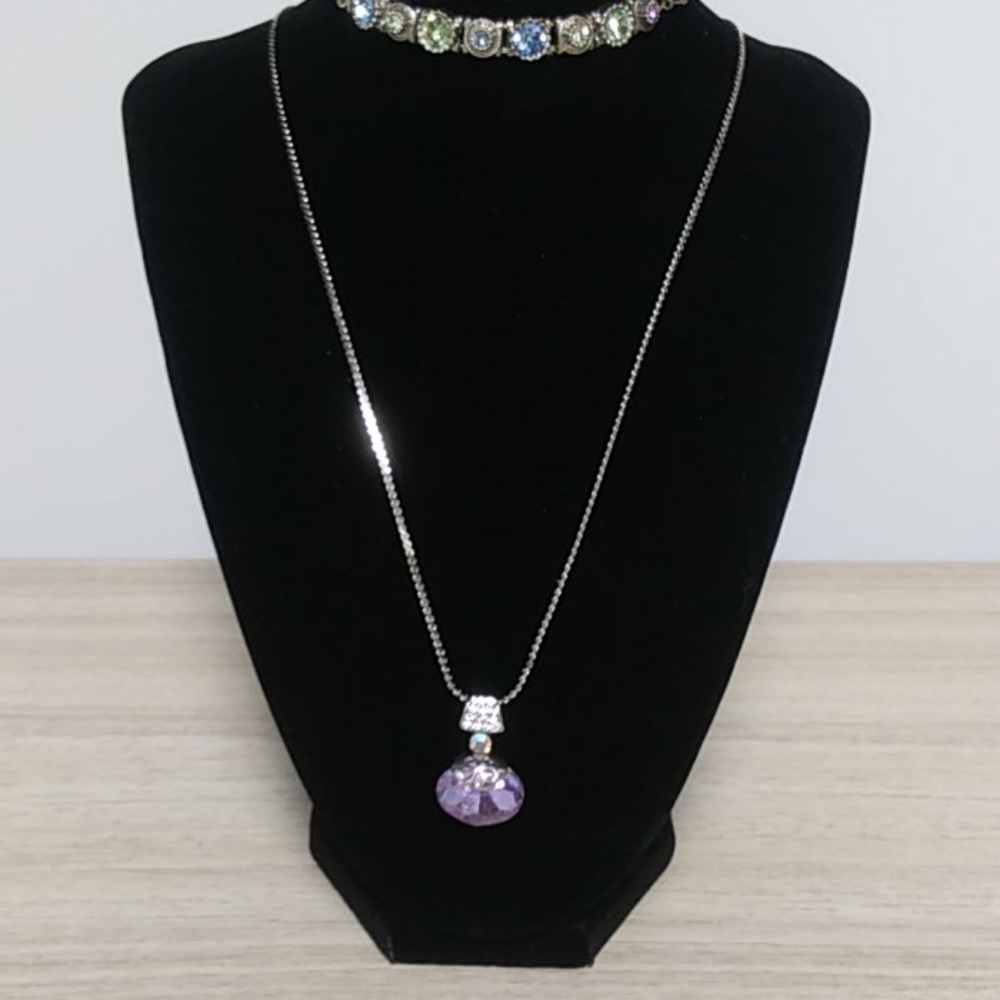 Rhinestone pendant with matching bracelet